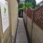 Ubytování v soukromí Levens Terrace, Therapy *