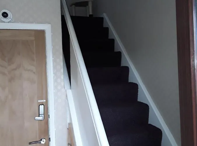 Levens Terrace, Therapy *