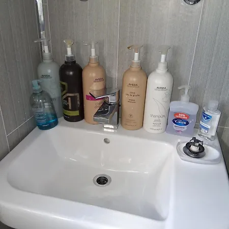 Проживание в семье Levens Terrace, Therapy Барроу-ин-Фернесс