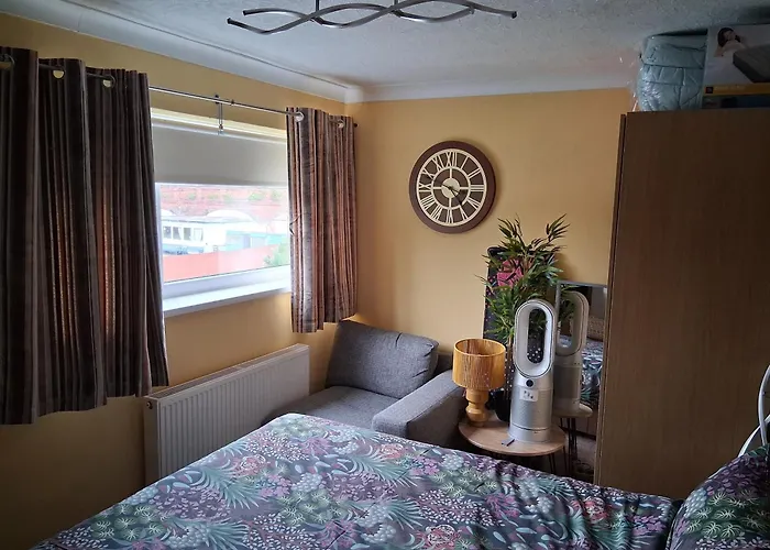 Levens Terrace, Therapy Homestay